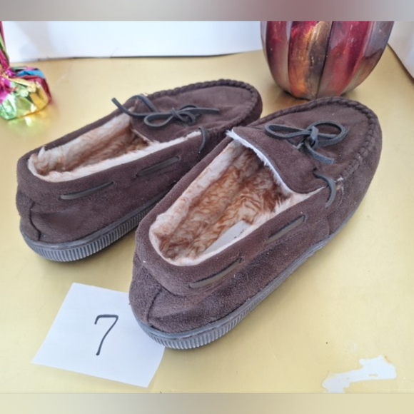 Men's AIRWALK Moccasin Slippers, Size 7 - Picture 5 of 5